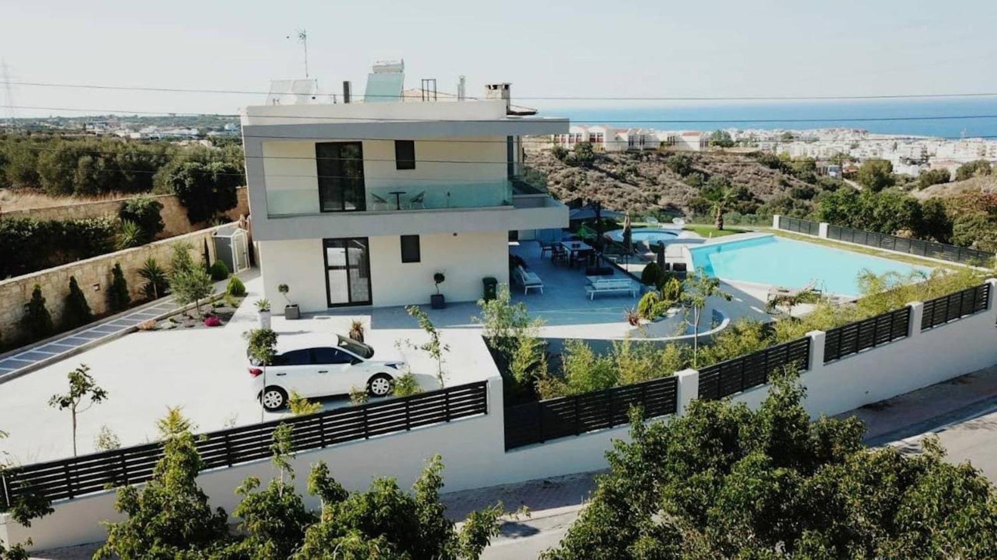 Orama Luxury Villa 4 Bedrooms With Private Pool Hersonissos  Eksteriør billede